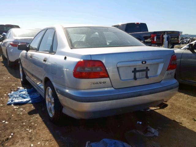 YV1VS2559YF500273 - 2000 VOLVO S40 SILVER photo 3