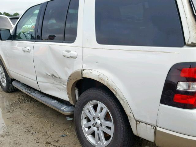 1FMEU6EE8AUA87394 - 2010 FORD EXPLORER E WHITE photo 9