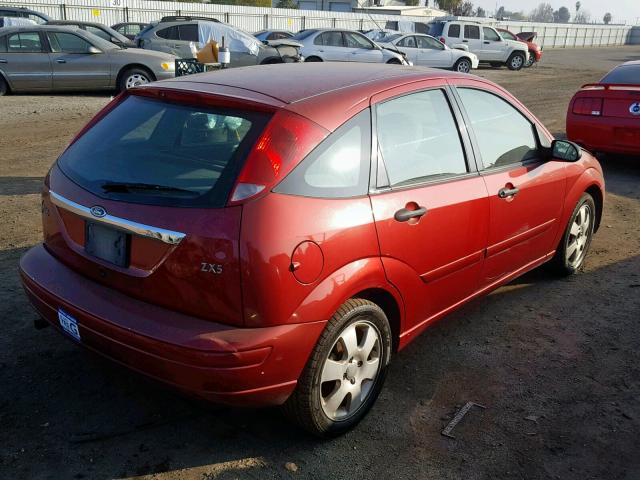 3FAHP37302R114704 - 2002 FORD FOCUS ZX5 MAROON photo 4