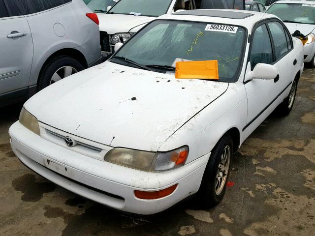 1NXBB02E3TZ460709 - 1996 TOYOTA COROLLA DX WHITE photo 2