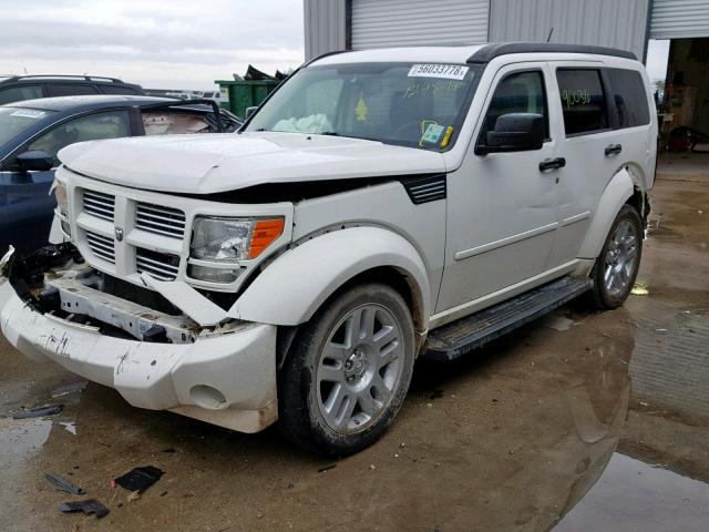 1D8GT58X09W532140 - 2009 DODGE NITRO R/T WHITE photo 2