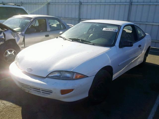 1G1JC1244VM110334 - 1997 CHEVROLET CAVALIER B WHITE photo 2