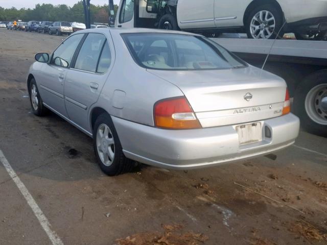 1N4DL01D2WC229934 - 1998 NISSAN ALTIMA XE SILVER photo 3