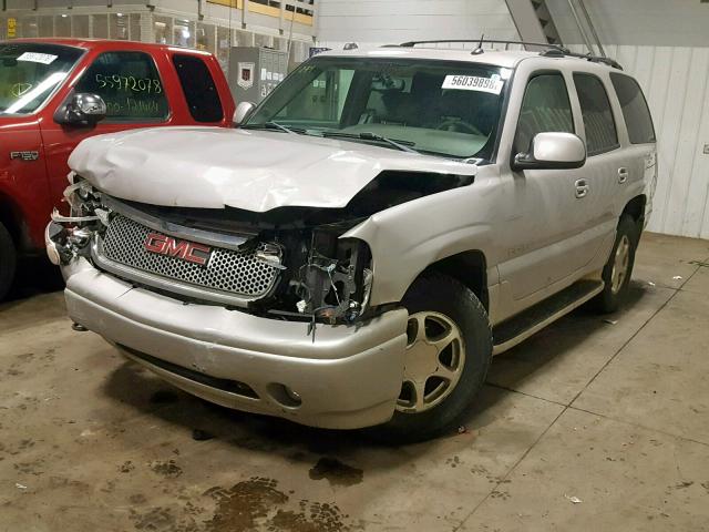 1GKEK63U04J238176 - 2004 GMC YUKON DENA SILVER photo 2