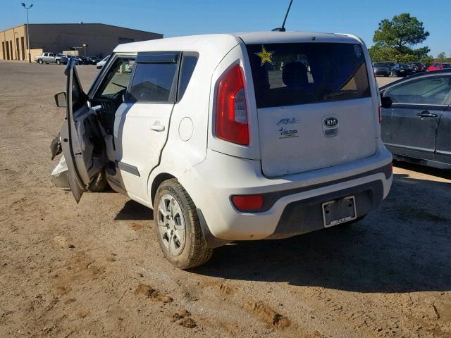 KNDJT2A57C7451729 - 2012 KIA SOUL WHITE photo 3