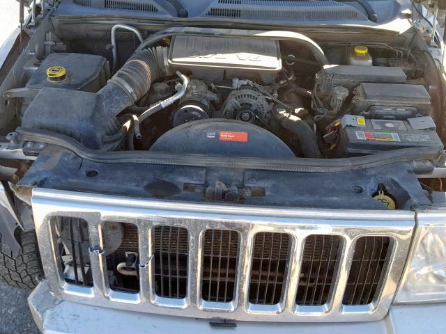 1J8HH48K87C587462 - 2007 JEEP COMMANDER SILVER photo 7