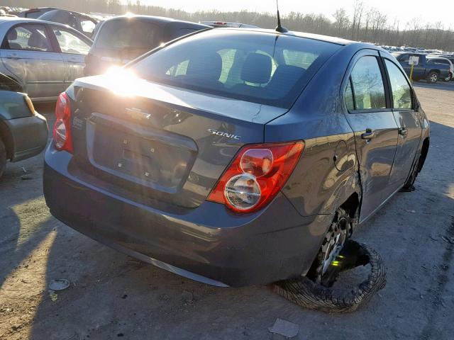 1G1JA5SG0D4123023 - 2013 CHEVROLET SONIC LS 灰色 照片 4