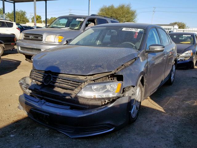 3VWD17AJ1EM374651 - 2014 VOLKSWAGEN JETTA SE GRAY photo 2