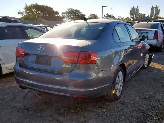 3VWD17AJ1EM374651 - 2014 VOLKSWAGEN JETTA SE GRAY photo 4