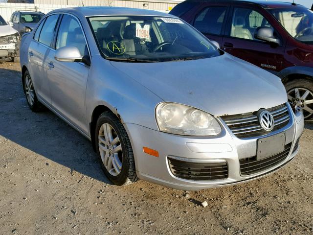 3VWEF71K87M055703 - 2007 VOLKSWAGEN JETTA WOLF SILVER photo 1