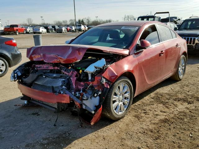 2G4GR5ER5C9207319 - 2012 BUICK REGAL RED photo 2