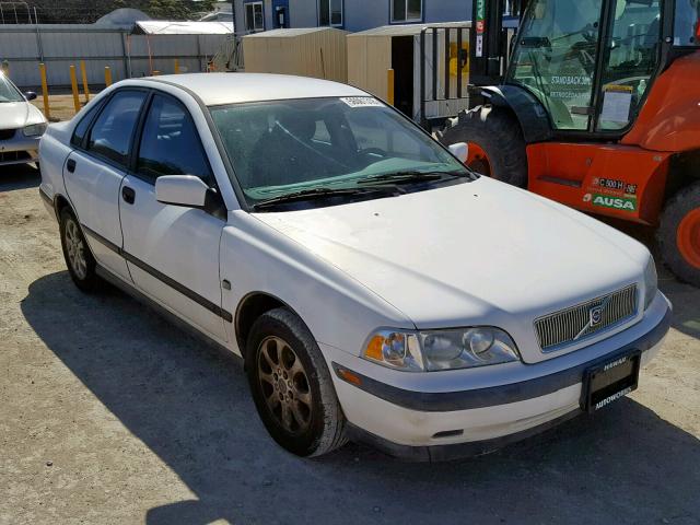 YV1VS2552YF494736 - 2000 VOLVO S40 WHITE photo 1