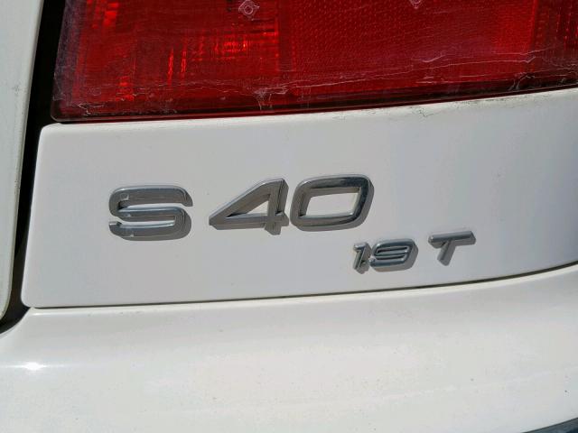 YV1VS2552YF494736 - 2000 VOLVO S40 WHITE photo 9