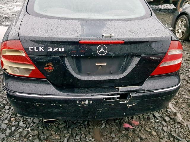 WDBTJ65J24F118261 - 2004 MERCEDES-BENZ CLK 320C BLACK photo 9