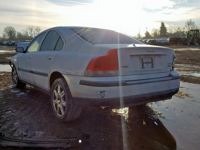 YV1RH59H142390049 - 2004 VOLVO S60 2.5T SILVER photo 3