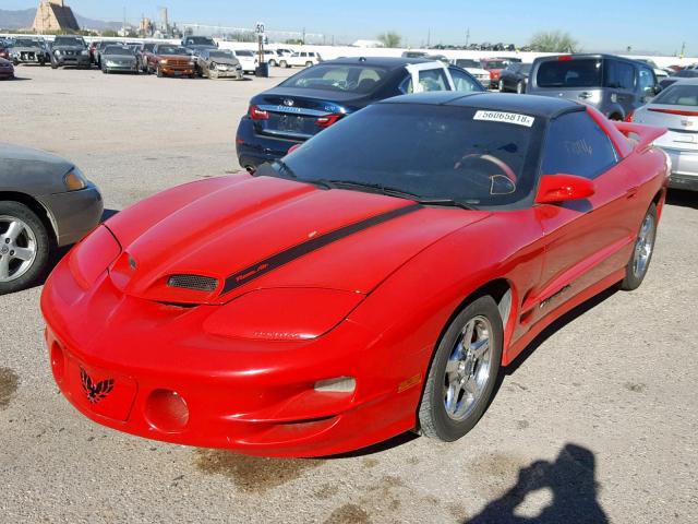 2G2FV22G922143035 - 2002 PONTIAC FIREBIRD RED photo 2