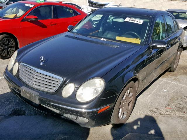 WDBUF65J25A714717 - 2005 MERCEDES-BENZ E 320 BLACK photo 2