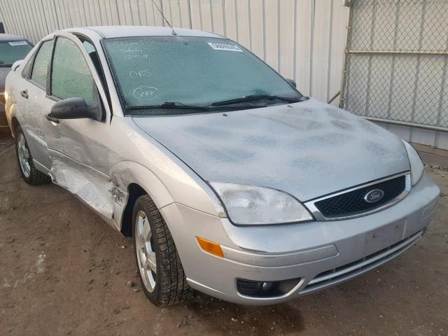 1FAHP34N37W325096 - 2007 FORD FOCUS ZX4 SILVER photo 1