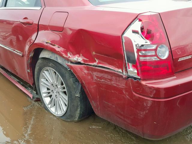 2C3LA43R98H298233 - 2008 CHRYSLER 300 LX MAROON photo 9