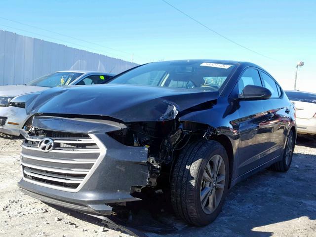 5NPD84LF6JH269755 - 2018 HYUNDAI ELANTRA SE BLACK photo 2