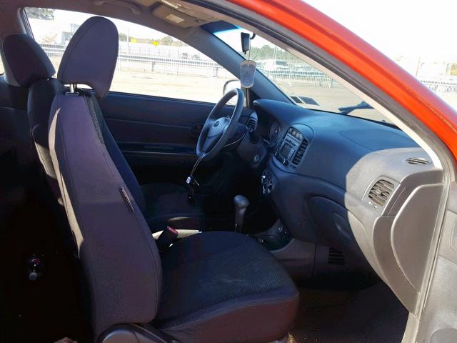 KMHCM3AC1AU152628 - 2010 HYUNDAI ACCENT BLU ORANGE photo 5