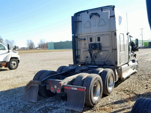 1FUJGLDR1CSBJ3650 - 2012 FREIGHTLINER CASCADIA 1 GRAY photo 4