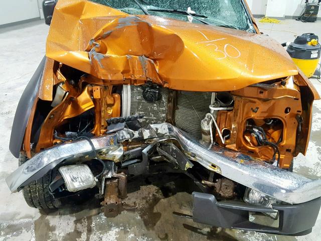 1GCDT136058198991 - 2005 CHEVROLET COLORADO ORANGE photo 7