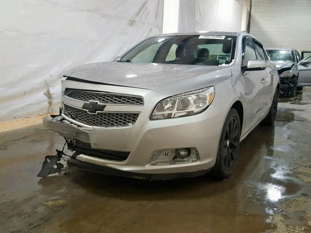 1G11H5SA5DF294684 - 2013 CHEVROLET MALIBU LTZ ვერცხლისფერი ფოტო 2