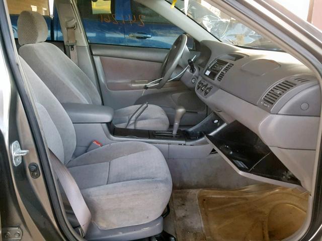 4T1BE32K53U753185 - 2003 TOYOTA CAMRY LE GRAY photo 5