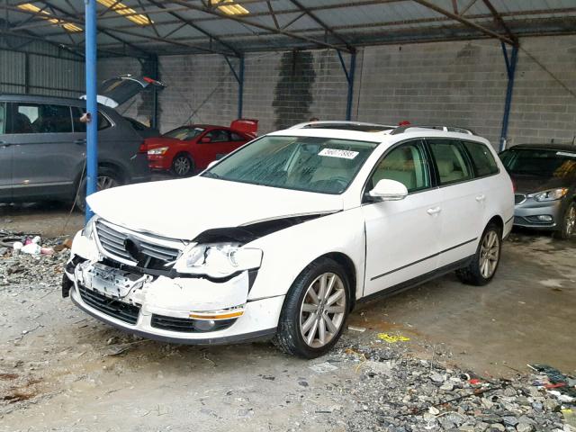 WVWXK7AN8AE168694 - 2010 VOLKSWAGEN PASSAT KOM WHITE photo 2