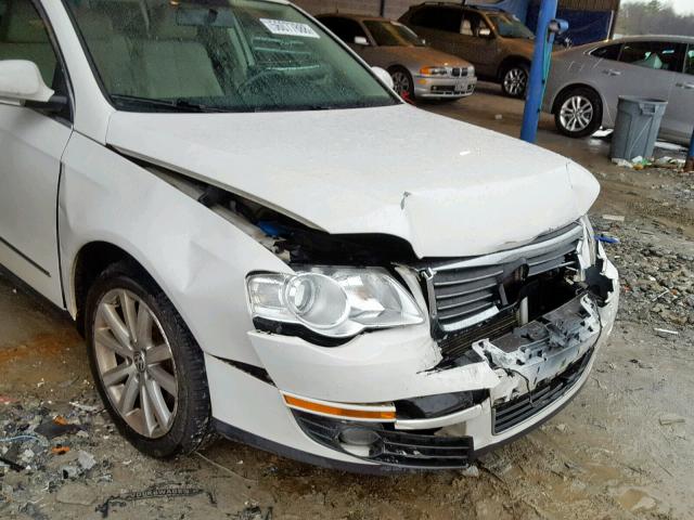 WVWXK7AN8AE168694 - 2010 VOLKSWAGEN PASSAT KOM WHITE photo 9