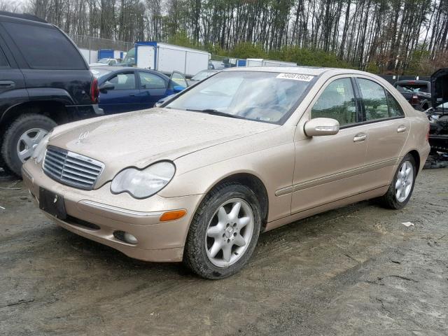 WDBRF61J52E004615 - 2002 MERCEDES-BENZ C 240 GOLD photo 2