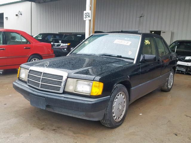 WDBDA29D7NF902597 - 1992 MERCEDES-BENZ 190 E 2.6 BLACK photo 2