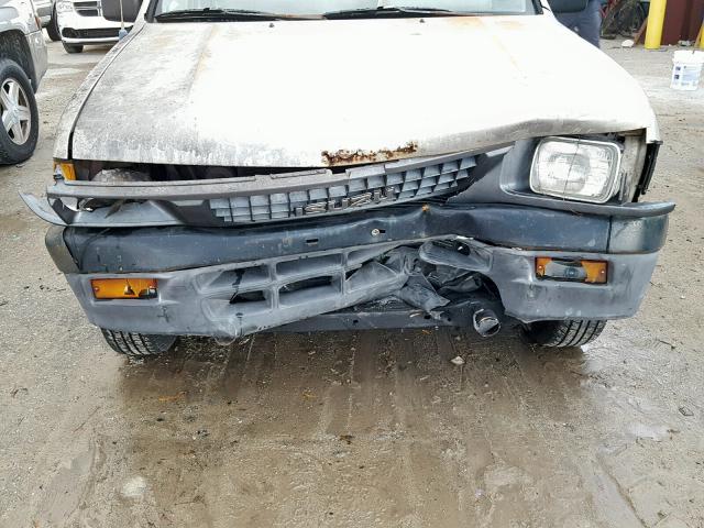 JAACL11L6R7214490 - 1994 ISUZU CONVENTION SILVER photo 9