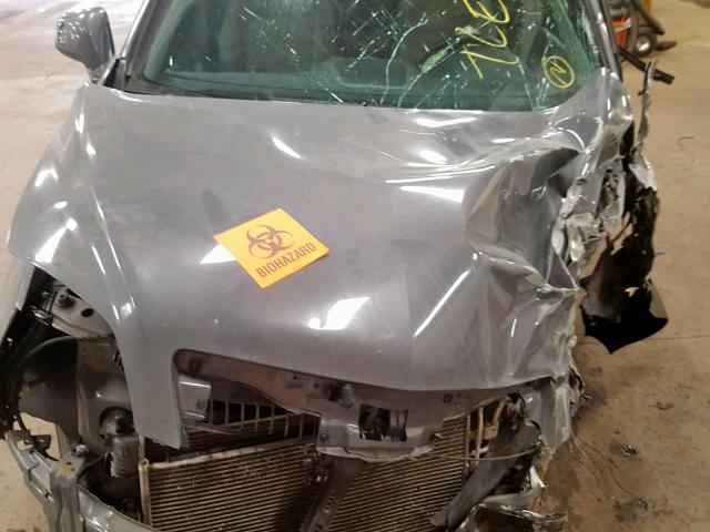 3GSCL33P28S555099 - 2008 SATURN VUE XE GRAY photo 7