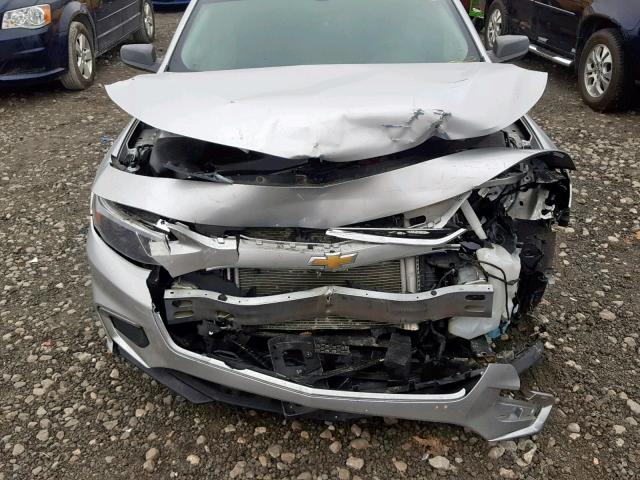 1G1ZB5STXGF236998 - 2016 CHEVROLET MALIBU LS 银色 照片 9