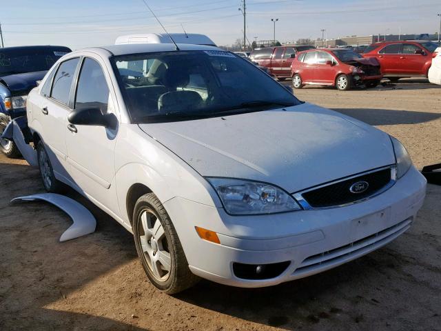 1FAFP34N86W172401 - 2006 FORD FOCUS ZX4 WHITE photo 1