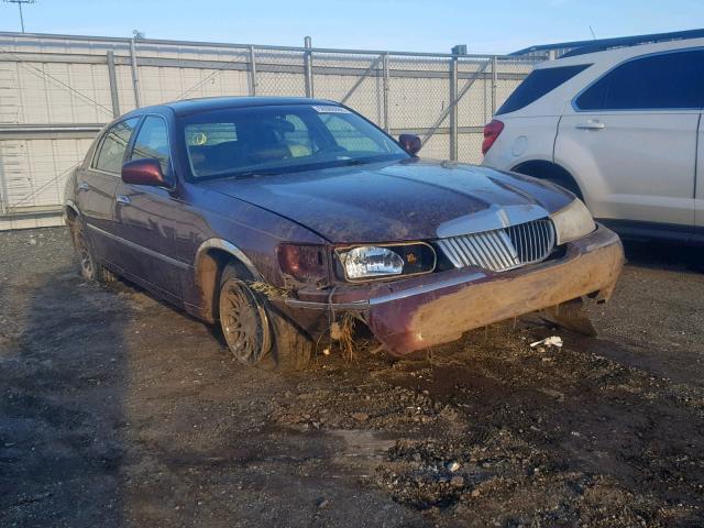 1LNHM82W6YY851770 - 2000 LINCOLN TOWN CAR S RED photo 1