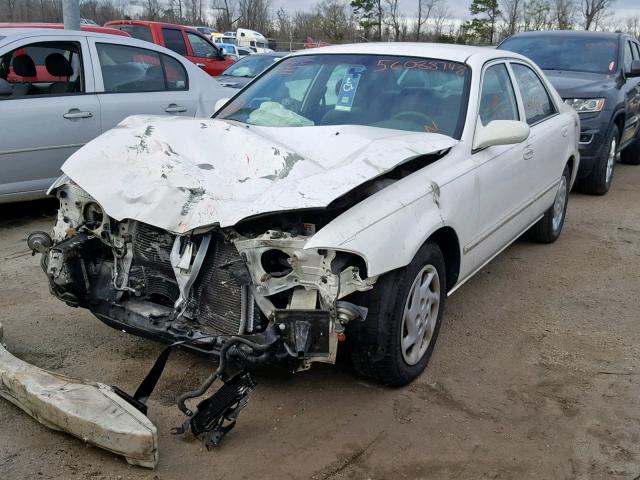 1YVGF22CX25264648 - 2002 MAZDA 626 LX WHITE photo 2