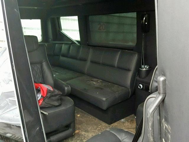 3C7WRVUG9JE132299 - 2018 RAM PROMASTER 黑色 照片 6