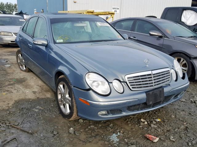 WDBUF83J75X171568 - 2005 MERCEDES-BENZ E500 BLUE photo 1