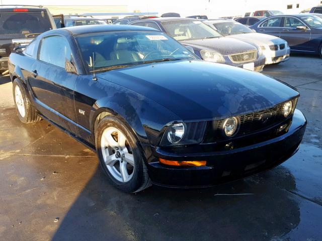 1ZVHT82H765137795 - 2006 FORD MUSTANG GT BLACK photo 1