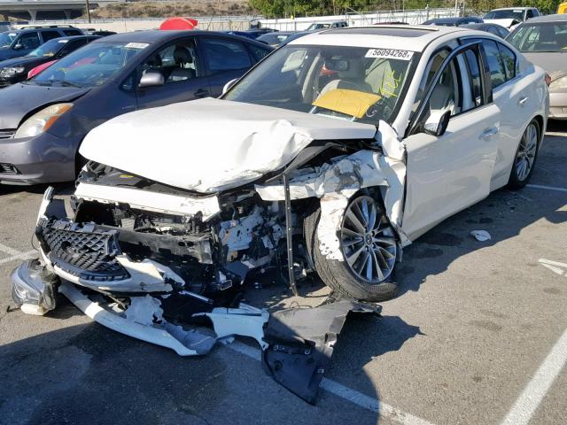 JN1EV7APXJM356108 - 2018 INFINITI Q50 LUXE WHITE photo 2