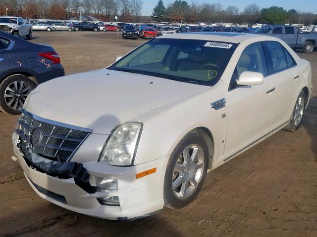 1G6DW67V380109183 - 2008 CADILLAC STS WHITE photo 2