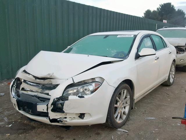 1G1ZE5EB8AF320240 - 2010 CHEVROLET MALIBU LTZ WHITE photo 2