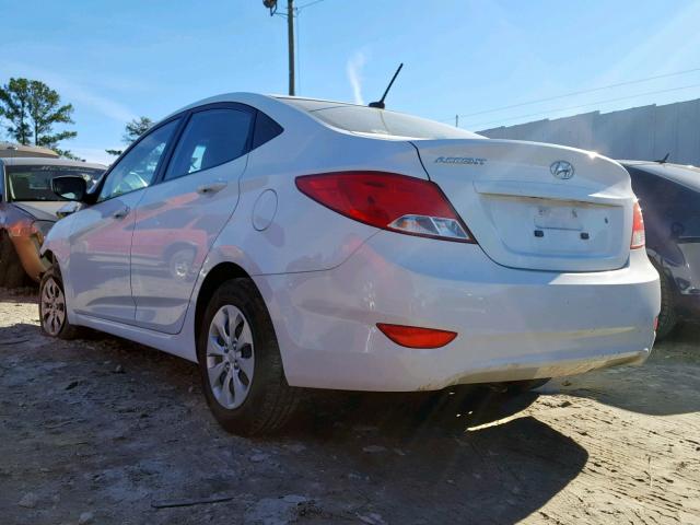 KMHCT4AE1HU194320 - 2017 HYUNDAI ACCENT SE WHITE photo 3