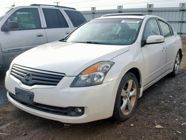 1N4BL21E18N425480 - 2008 NISSAN ALTIMA 3.5 WHITE photo 2