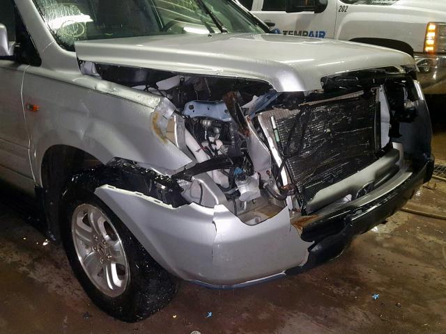 5FNYF18298B000590 - 2008 HONDA PILOT VP SILVER photo 9