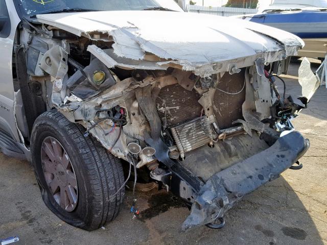 5LMFU28R43LJ08310 - 2003 LINCOLN NAVIGATOR Күміс фото 9