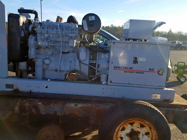 JRSL109905KCJ1249 - 1999 UNKN GENERATOR WHITE photo 5